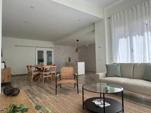 Chalet adosado en venta en Ronda de Castilla Oeste, 145