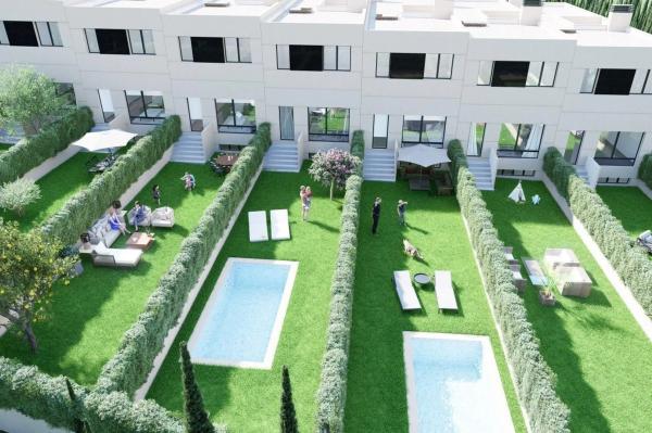 Chalet adosado en venta en Indalecio Prieto, 56