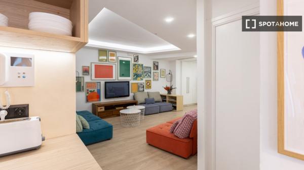 Se alquila habitación en Barcelona