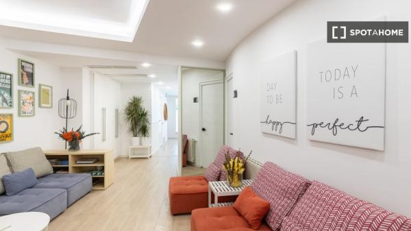 Se alquila habitación en Barcelona