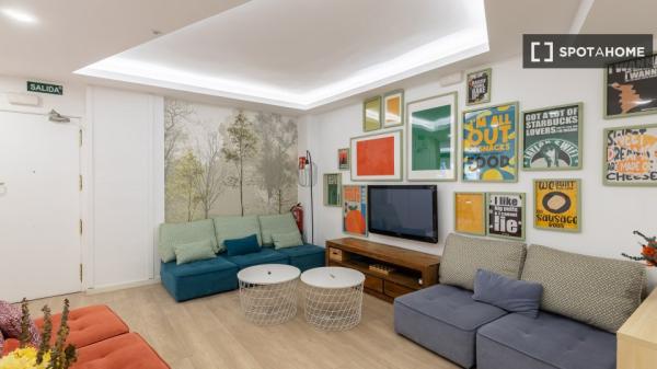 Se alquila habitación en Barcelona