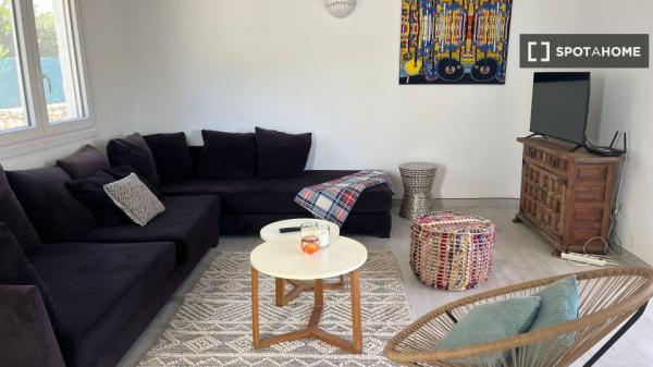 Piso de 3 habitaciones en alquiler en Jávea, Alicante