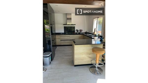 Piso de 3 habitaciones en alquiler en Jávea, Alicante