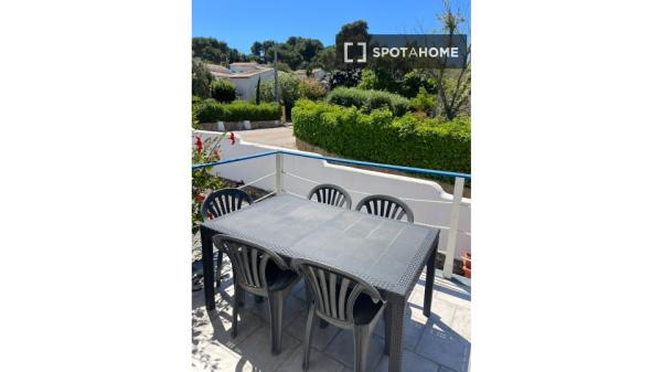 Piso de 3 habitaciones en alquiler en Jávea, Alicante