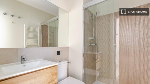 Apartamento de 2 dormitorios en alquiler en El Raval, Barcelona