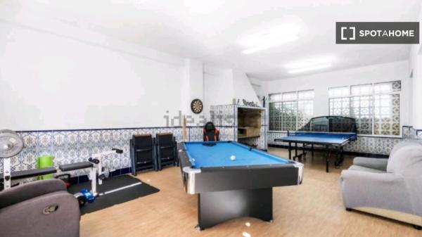 Piso de 3 habitaciones en alquiler en Elche