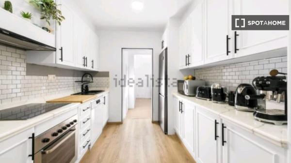 Piso de 3 habitaciones en alquiler en Elche