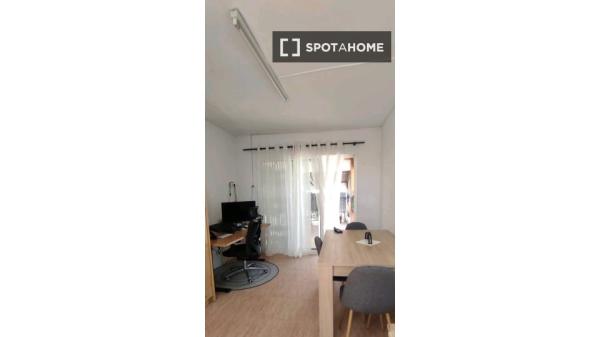 Piso de 3 habitaciones en alquiler en Elche