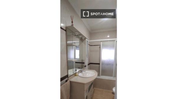 Piso de 3 habitaciones en alquiler en Elche