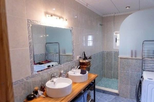 Casa rural en carretera Villena Yecla, 48 km