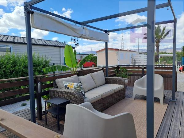 Casa independiente en avenida del Calvario