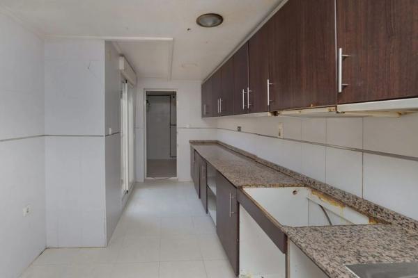 Piso en calle Poeta Fermín Limorte