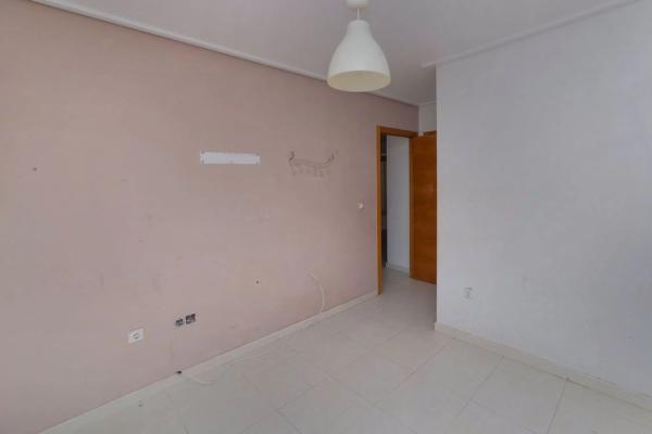 Piso en calle Poeta Fermín Limorte