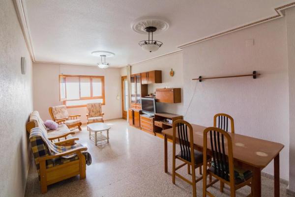 Piso en calle Canalejas