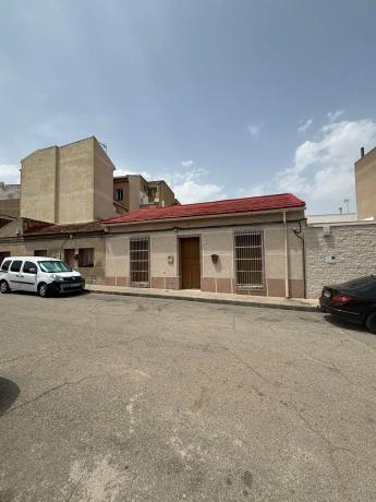 Chalet pareado en calle Soledad s/n