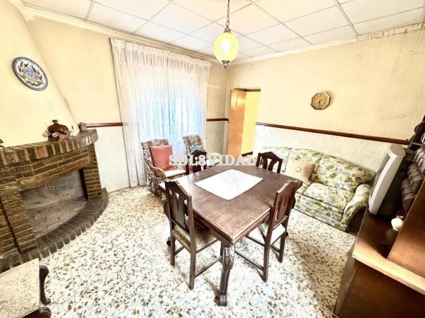 Casa independiente en calle Comandante Bernabé