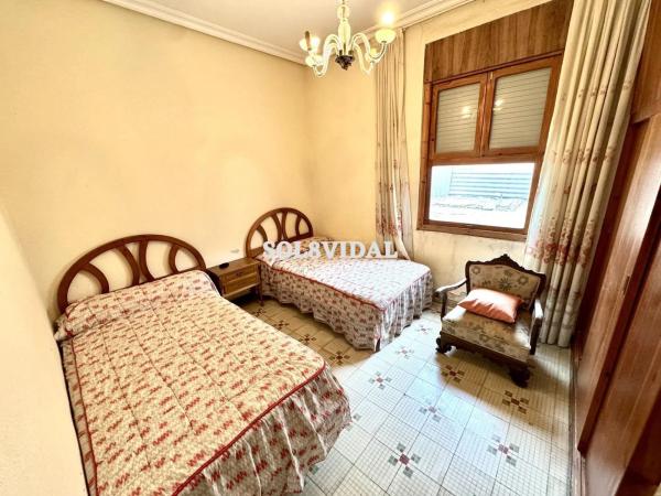 Casa independiente en calle Comandante Bernabé