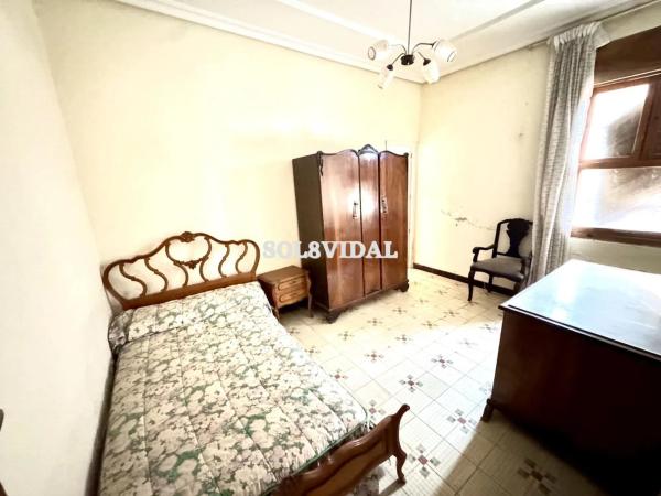 Casa independiente en calle Comandante Bernabé