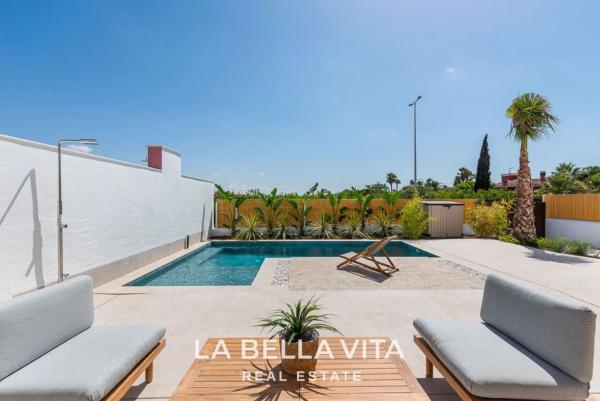 Casa independiente en calle Juan Ramón Jiménez, 2