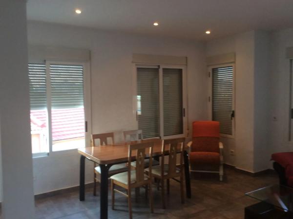 Casa independiente en calle Antonio Maura, 9