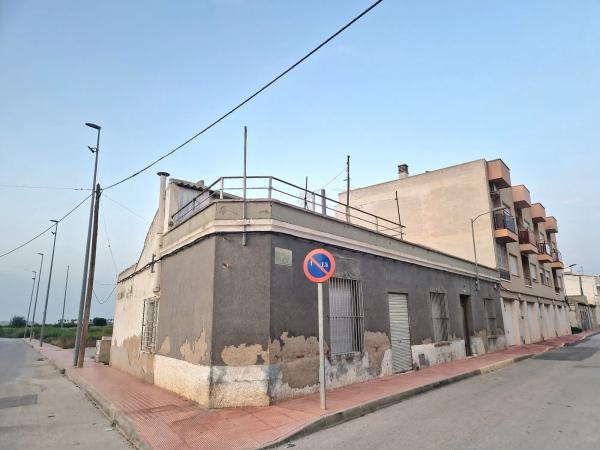 Casa independiente en calle luis pons, 1