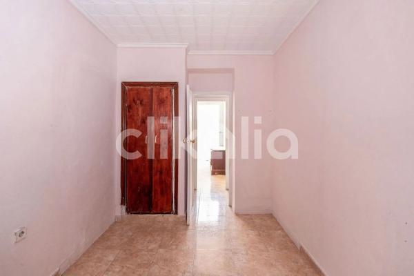 Piso en calle de la Virgen de la Porteria