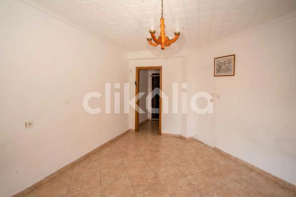 Piso en calle de la Virgen de la Porteria