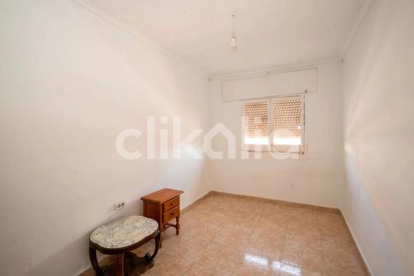 Piso en calle de la Virgen de la Porteria