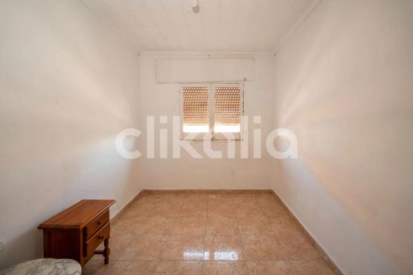 Piso en calle de la Virgen de la Porteria