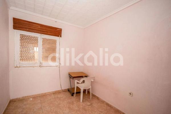 Piso en calle de la Virgen de la Porteria