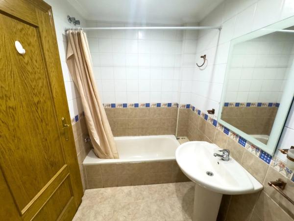 Piso en calle Francisco Zaragoza Ruiz, 6