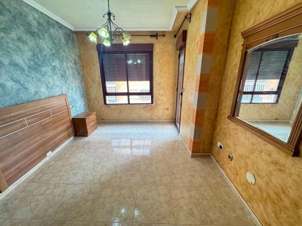 Piso en calle Francisco Zaragoza Ruiz, 6