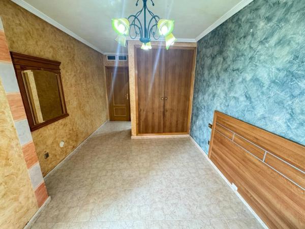 Piso en calle Francisco Zaragoza Ruiz, 6