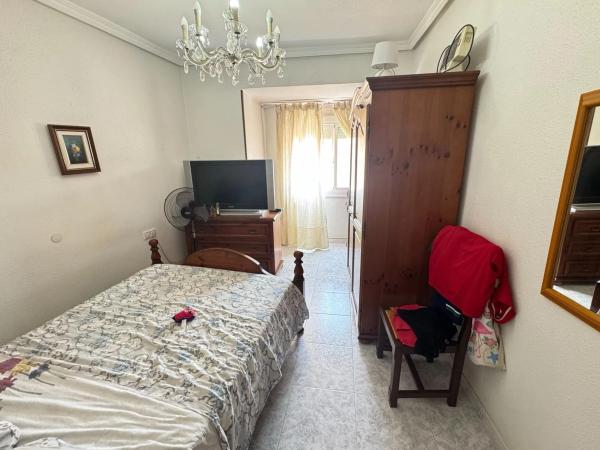 Piso en calle Almirante Cervera, 2