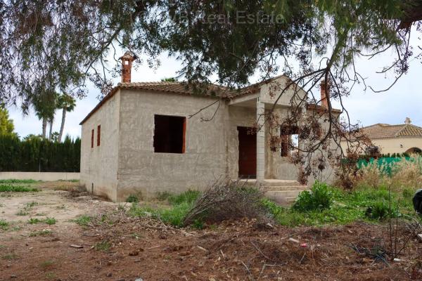 Casa independiente en camino de los Abadia