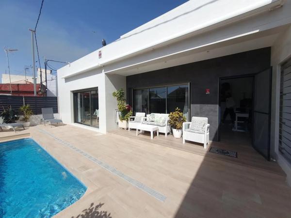 Casa independiente en calle Santa Águeda