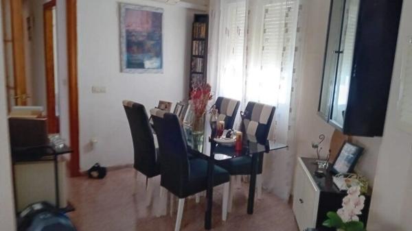 Piso en calle Armando Ros Dueñas