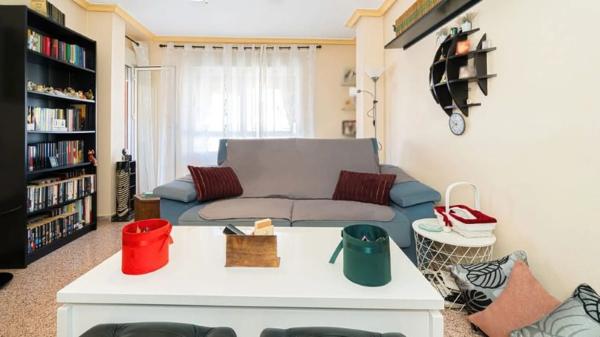 Piso en calle Armando Ros Dueñas