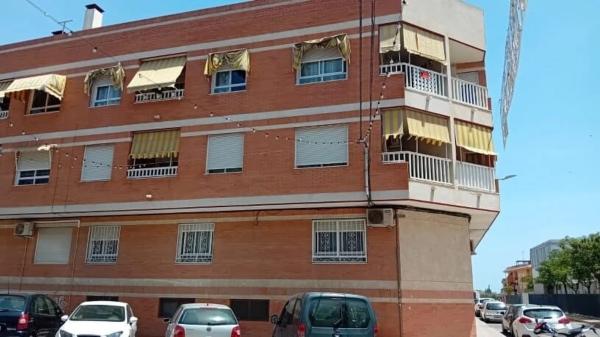 Piso en calle Armando Ros Dueñas