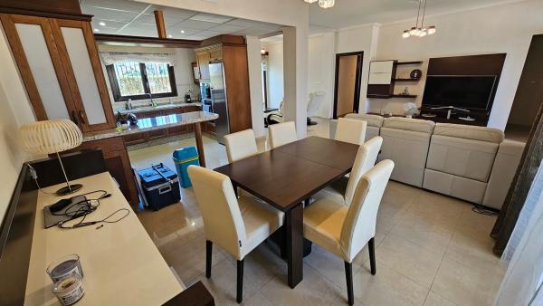 Casa independiente en calle Càceres