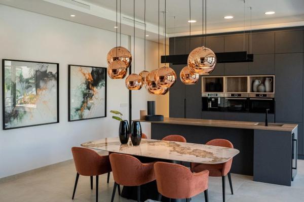 Casa independiente en calle Sorolla