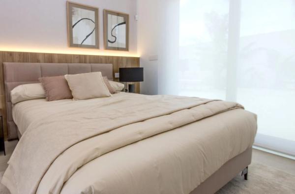 Casa independiente en calle Sorolla