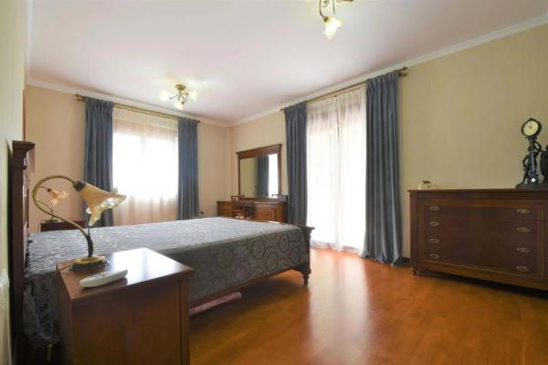 Chalet en calle de los Almendros