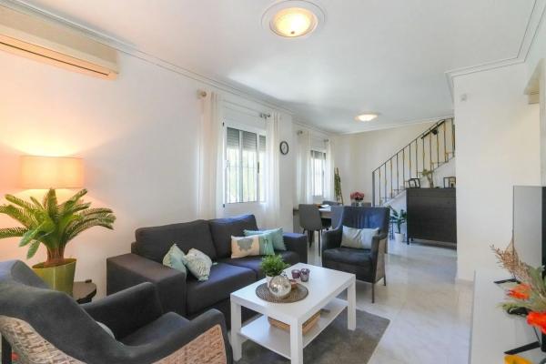 Casa independiente en calle Sierra de Gata s/n