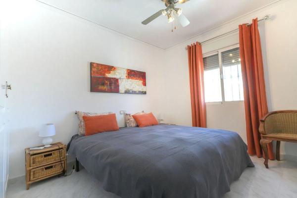 Casa independiente en calle Sierra de Gata s/n