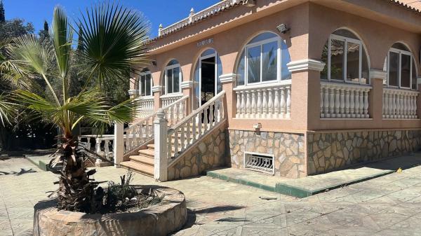 Casa independiente en calle Doctor Giner Reus