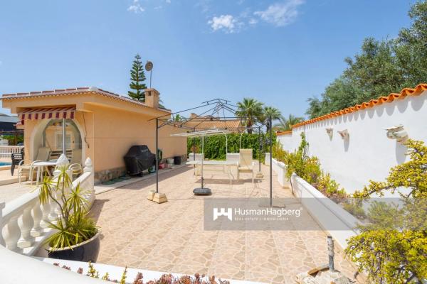 Chalet en calle Picasso