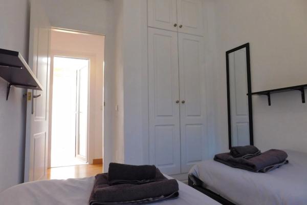 Chalet pareado en calle Onda