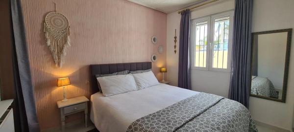 Casa independiente en avenida de La Costa Azul, 32