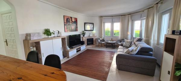 Casa independiente en avenida de La Costa Azul, 32